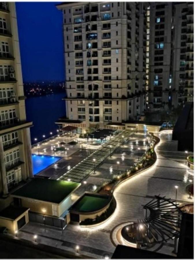Cozzzy Hut @ Riverine Diamond Kuching Exterior foto